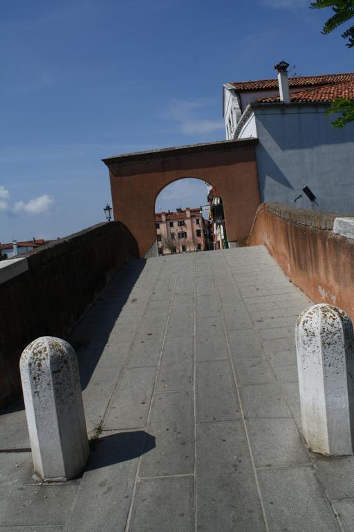 Appartamento Al Bianco Convento Венеция-Лидо Экстерьер фото
